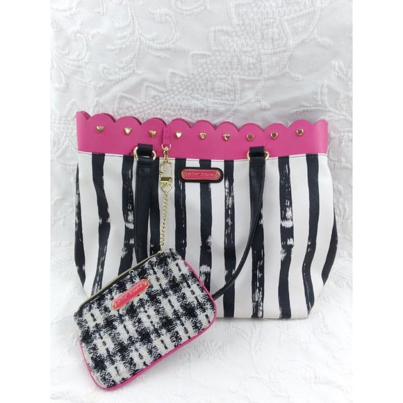 Betsey Johnson LG scalloped edge black white tote bag w/ fabric style purse READ - Picture 1 of 16